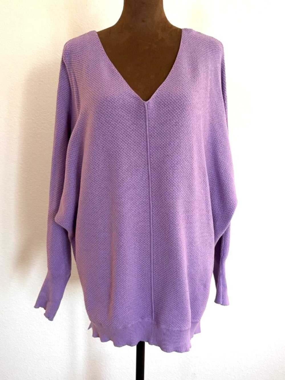 Awuliffan Women's Size XL Lilac Waffle Knit Batwing V-Neck Hi-Low Sweater
